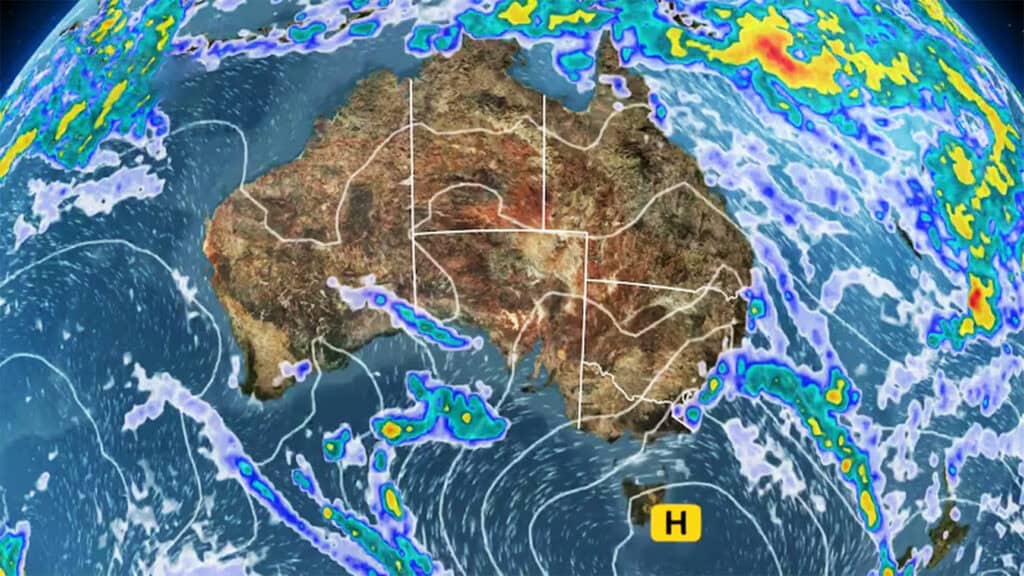Australian weather synoptic with heavy rain band approaching east coast